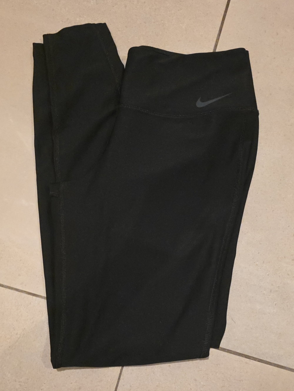 Nike Women Black Performance Leggings